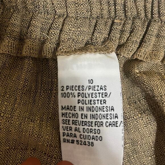 Sag Harbor 2 piece tan pant set with fall like flower embroidered on jacket/top - Picture 7 of 10